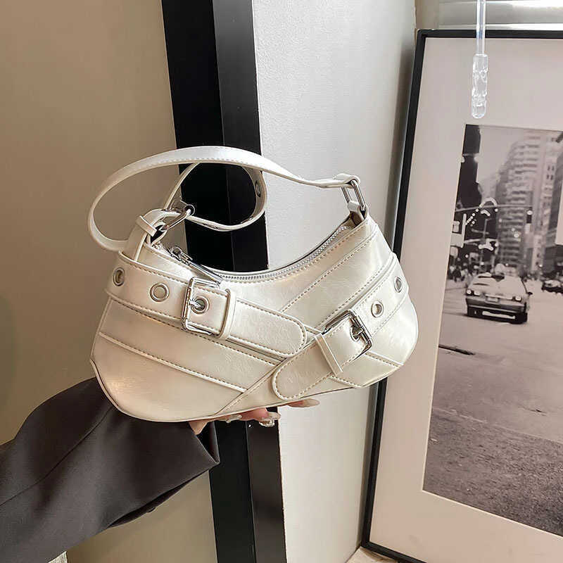 Women’s Vintage Red Shoulder Bag – Retro PU Leather Baguette Handbag with Buckle Detail, Fashion Mini Shoulder Purse for Party, Travel & Everyday Use